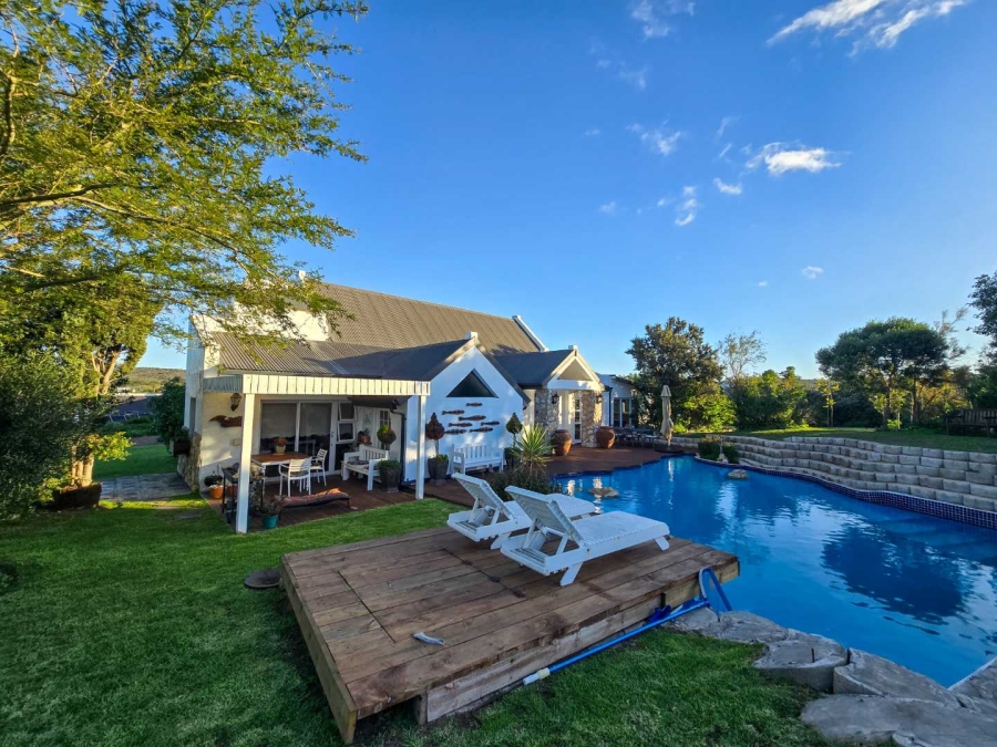 3 Bedroom Property for Sale in Stilbaai Oos Western Cape